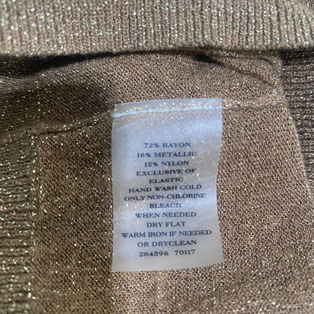 Ann Taylor delicate, light weight shimmery Gold V-Neck top - Picture 6 of 7